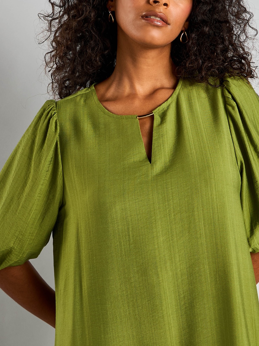 Plain Dress with Volume Sleeves