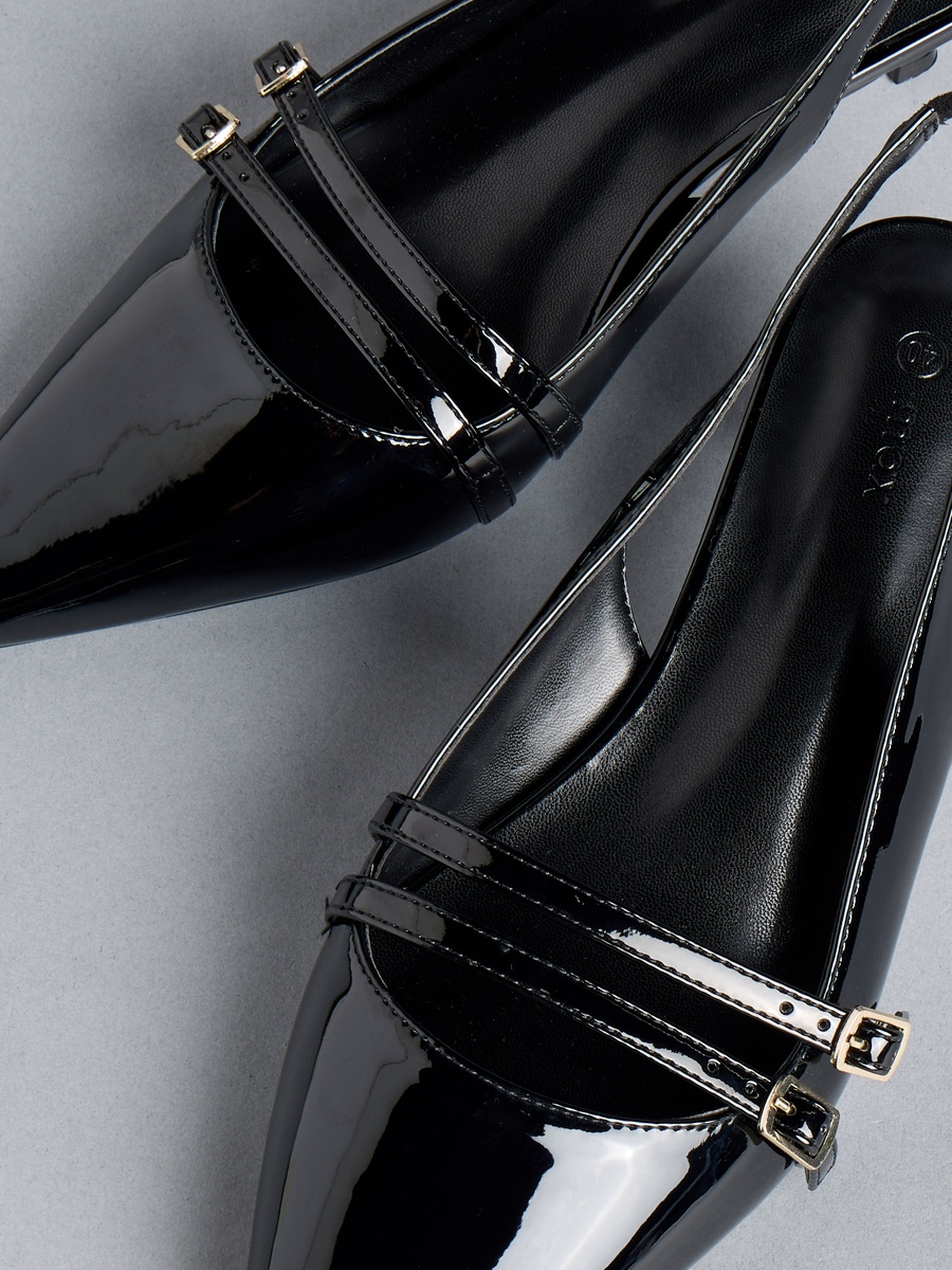 Buckle Detail Slingback Shoes