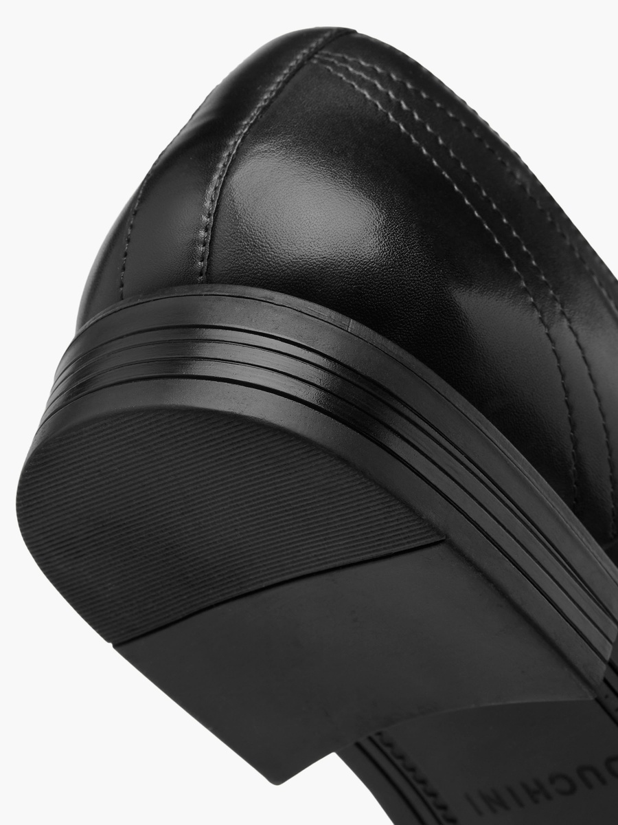Men Solid Lace-Up Derby Shoes