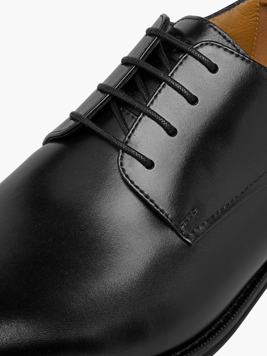 Men Solid Lace-Up Derby Shoes