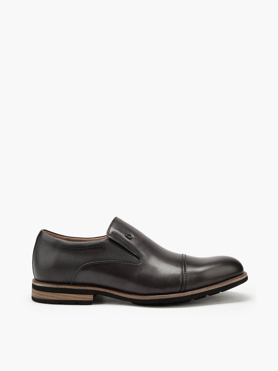 Men Textured Loafers