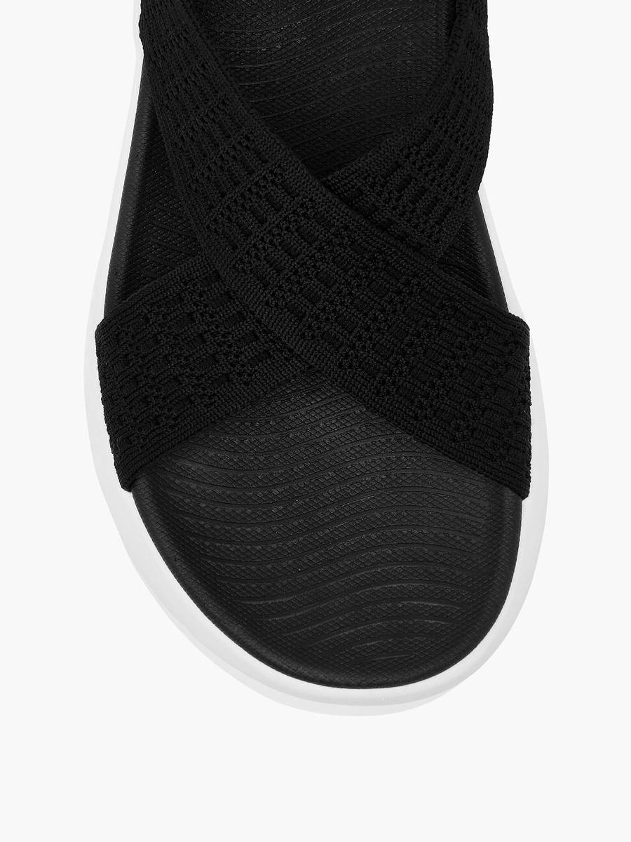 Women Textured Slip-On Criss Cross Sandals