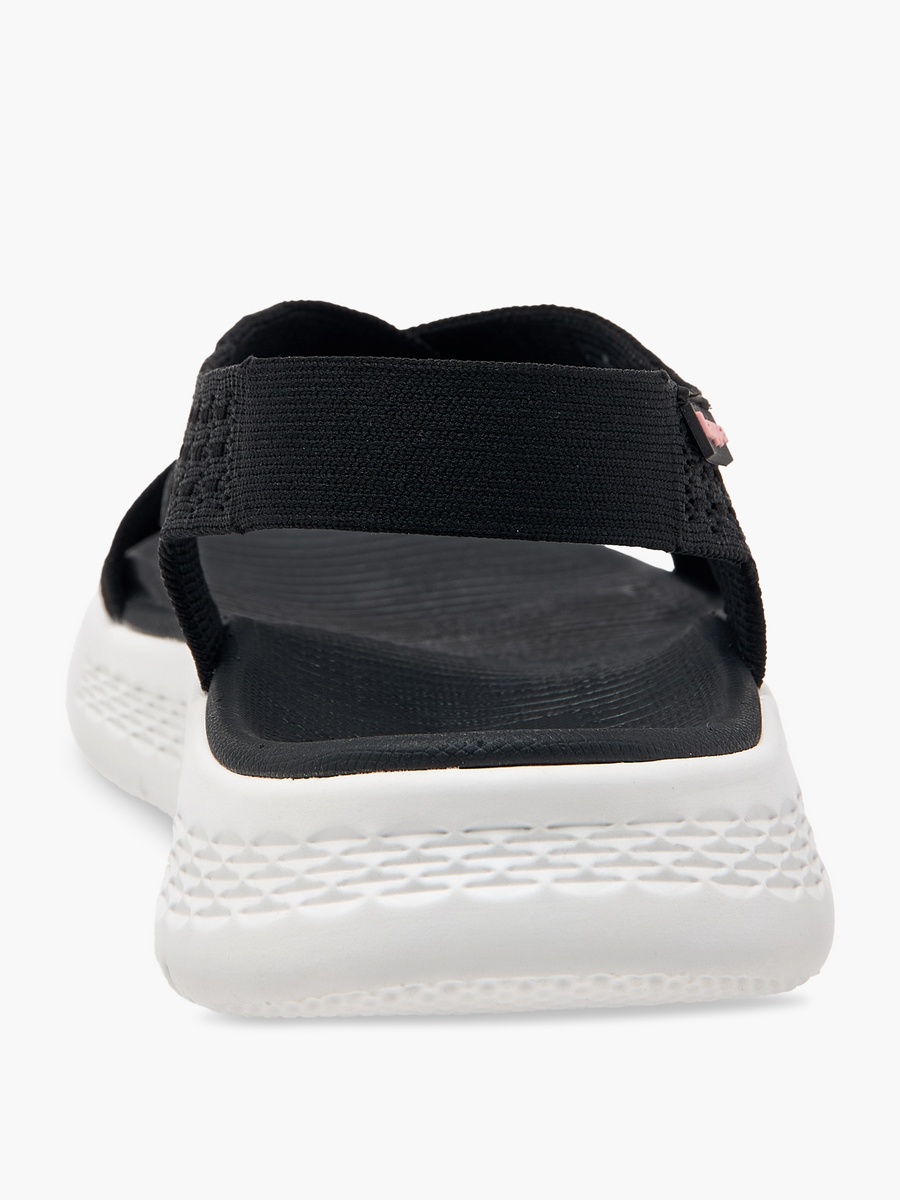 Women Textured Slip-On Criss Cross Sandals