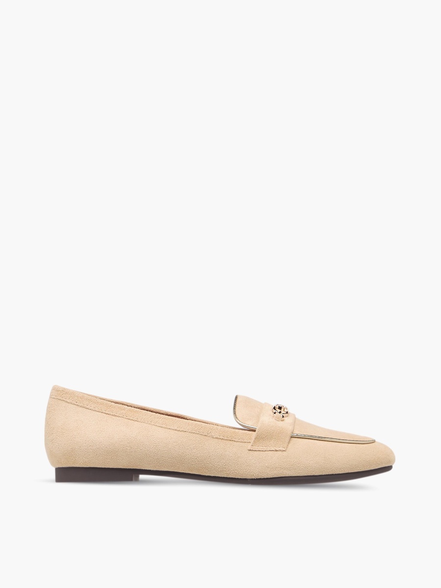 Women Metal Accent Slip-On Loafers