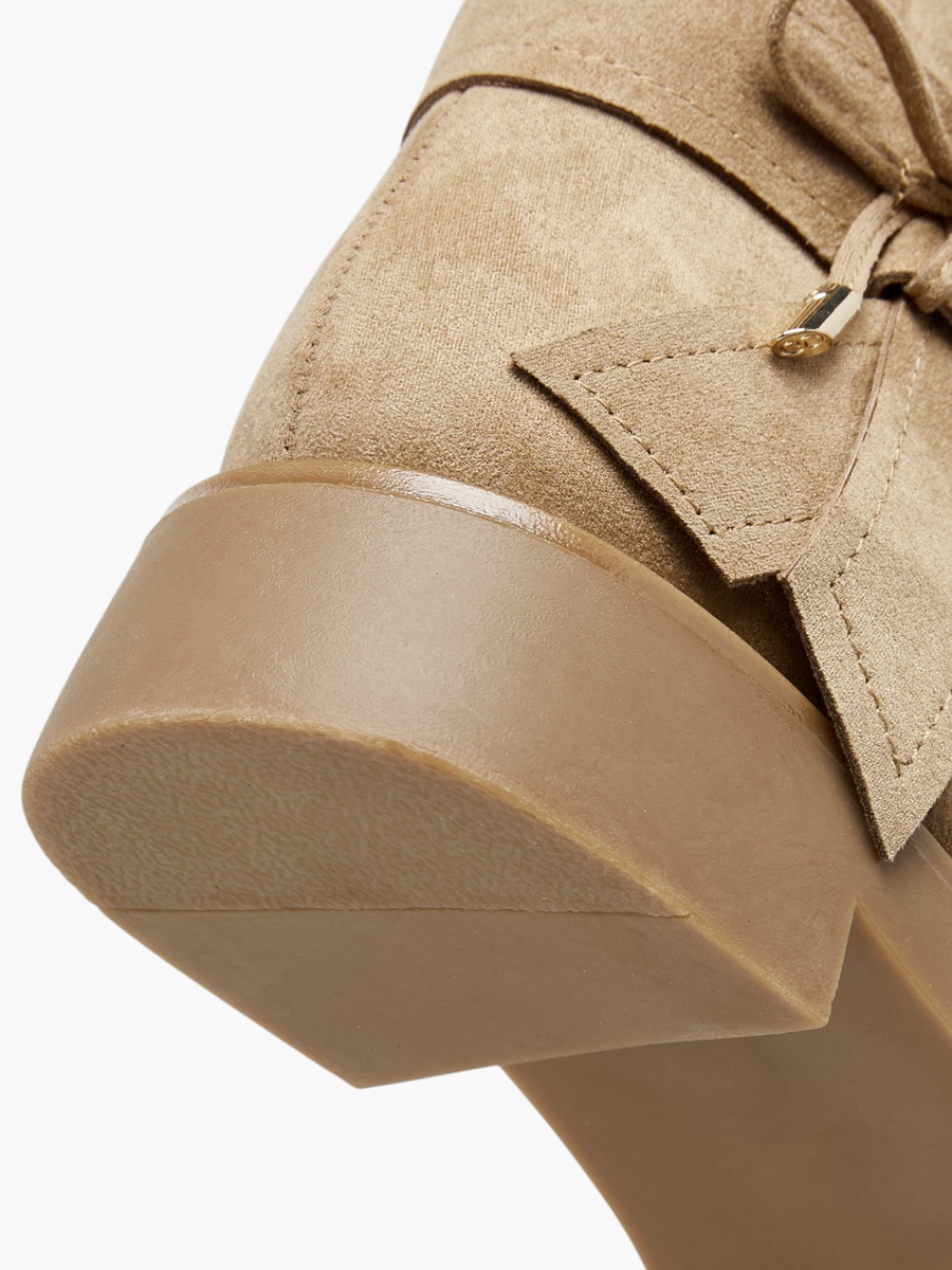 Women Bow Accent Ankle Boots with Zip Closure