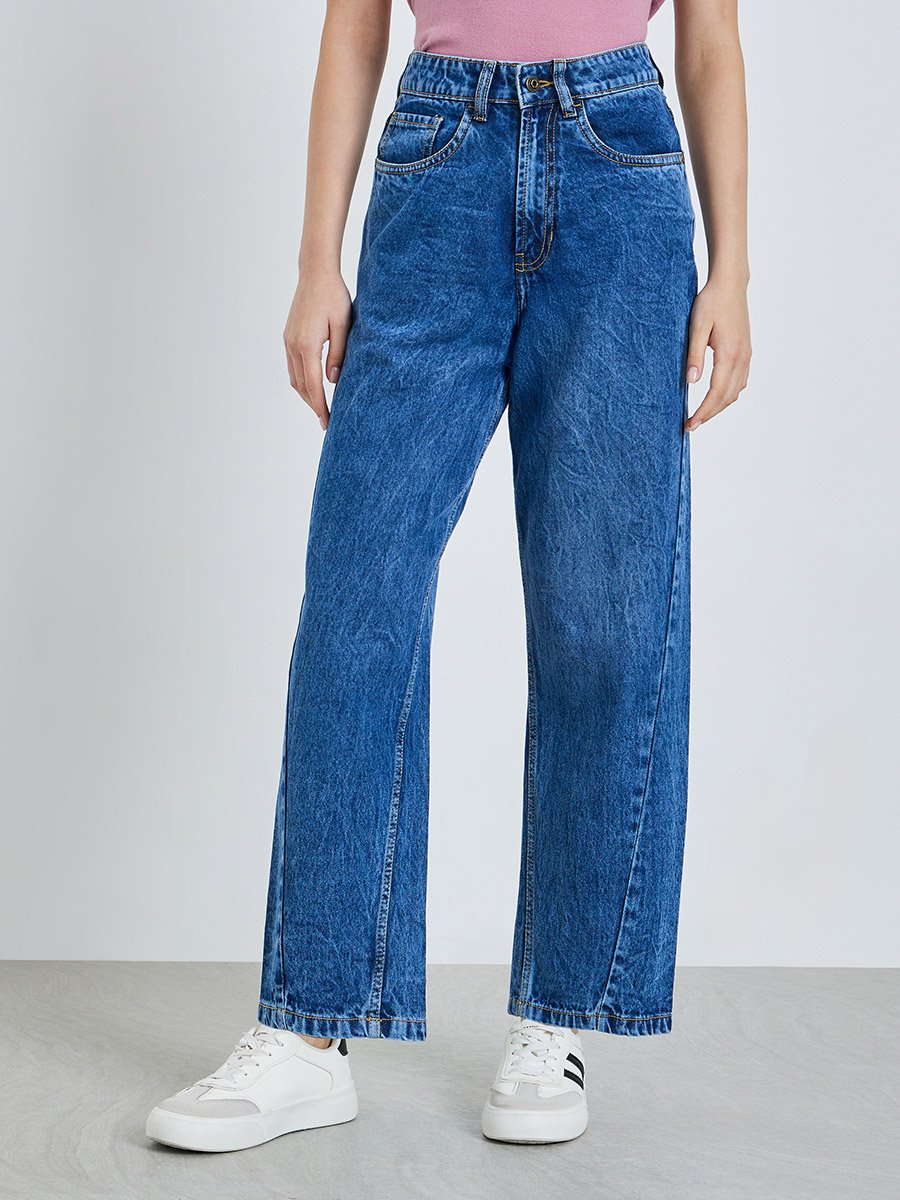 Women High Rise Barrel Fit Washed Jeans