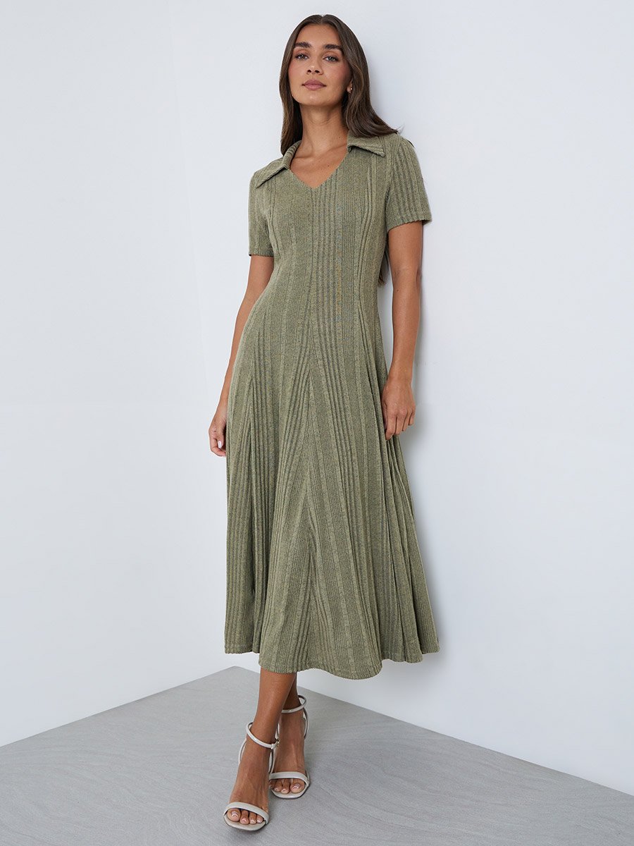 Green Knit Midi Dress with Open Collar