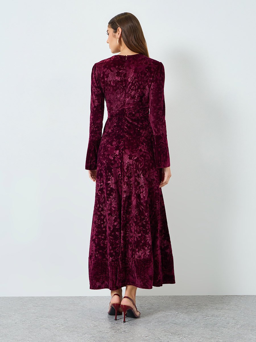 Women Burgundy Velvet Look Maxi Dress For Women at UAE | Styli