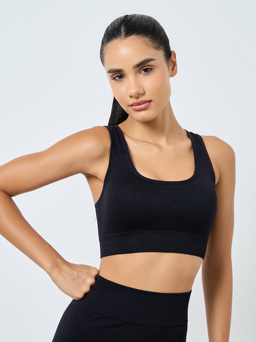 Pack of 3 - Tear Drop Racerback Sports Bra, Shorts and Scrunch Back Leggings