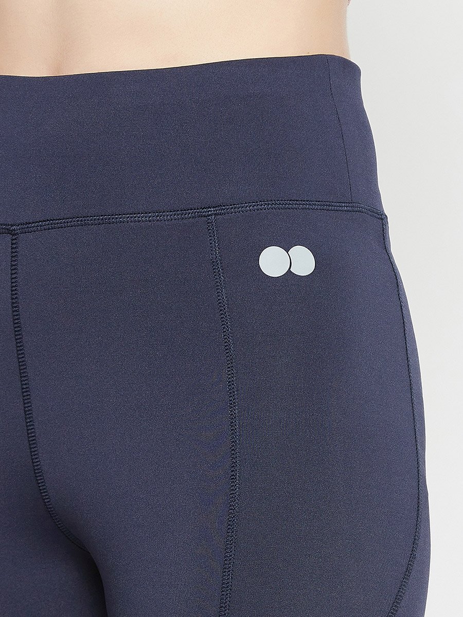 Logo Detail Active Tights with Side Pocket