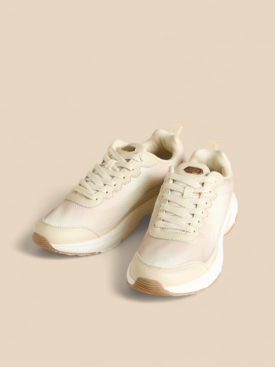 Active Shoes