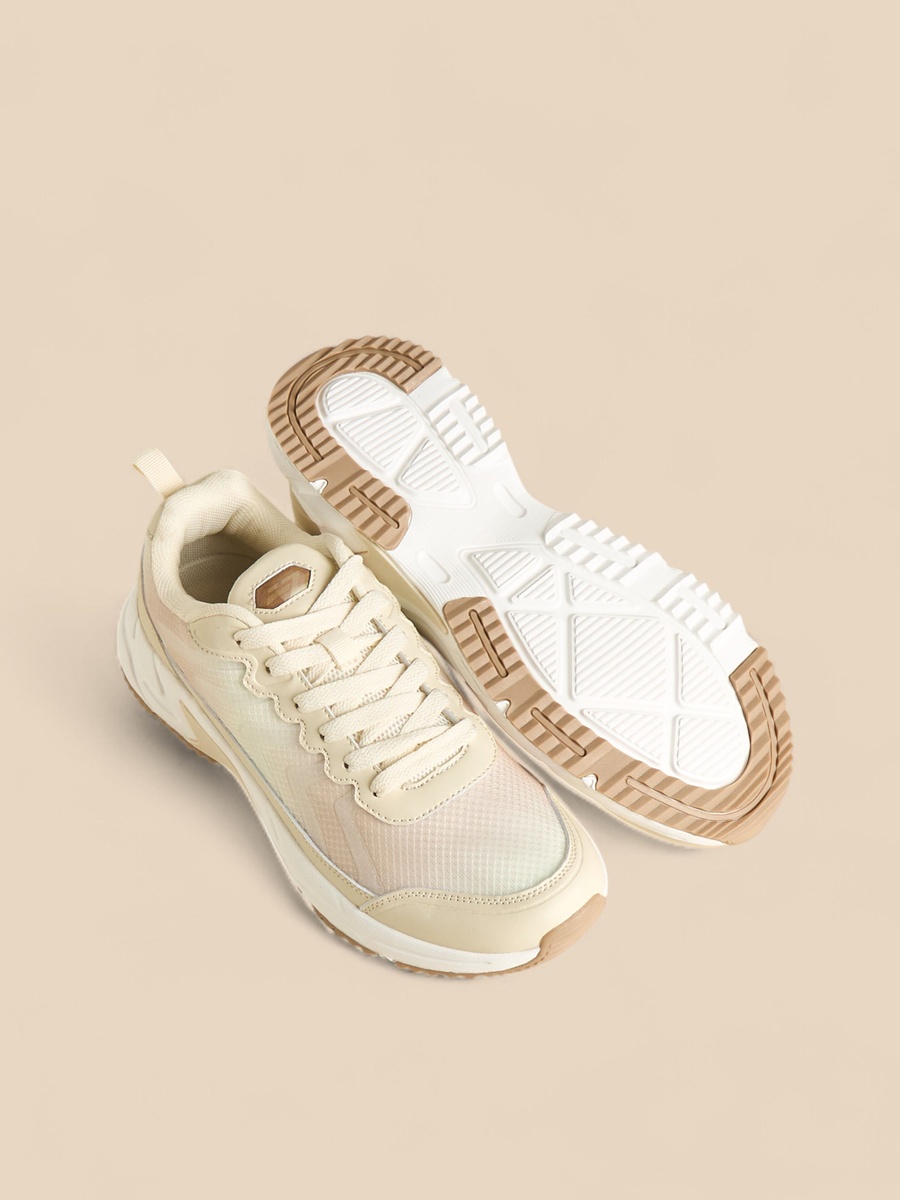 Active Shoes