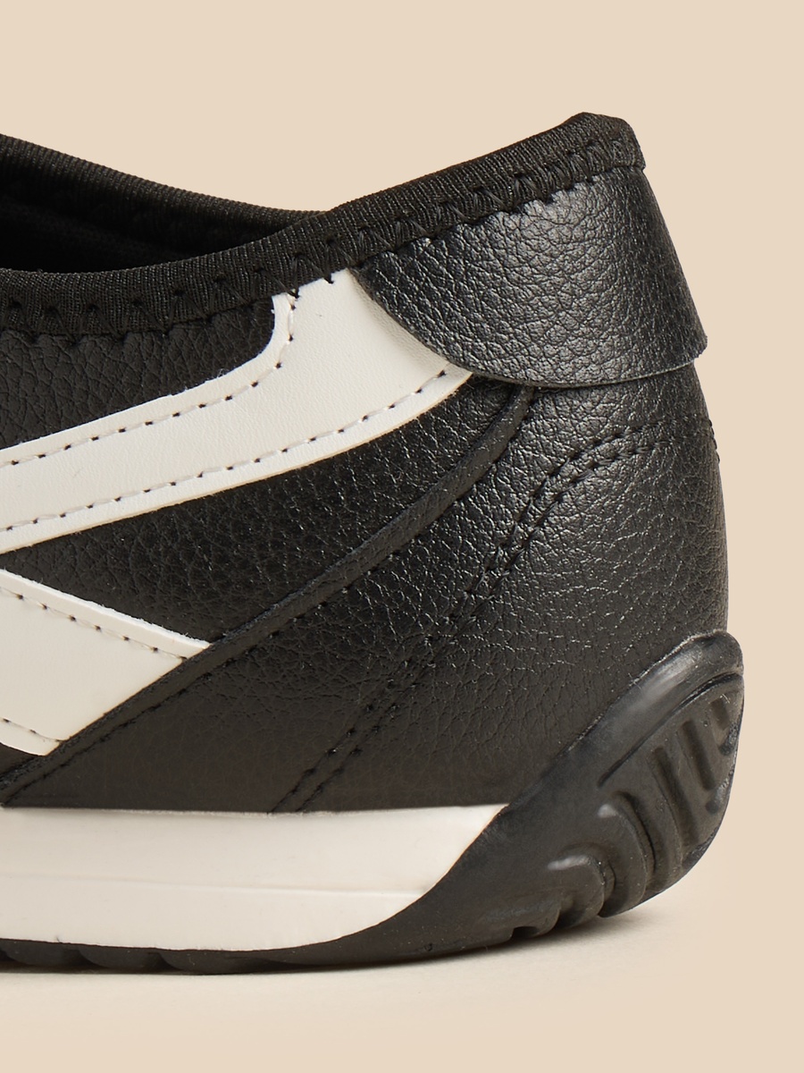 Colourblock Sneakers with Hook and Loop Closure