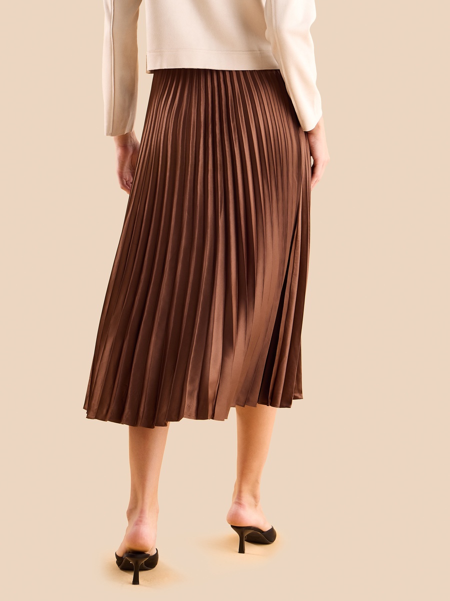 Pleated Skirt with Zip Closure