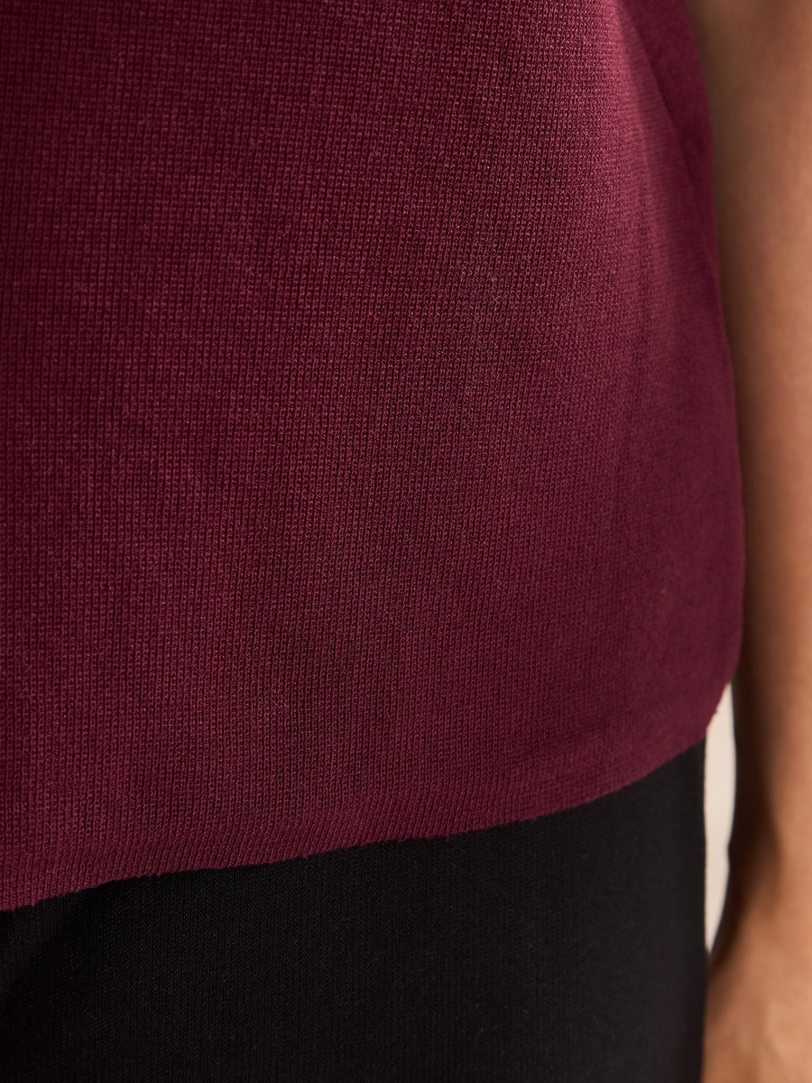 Plain Collared Sleeveless Top