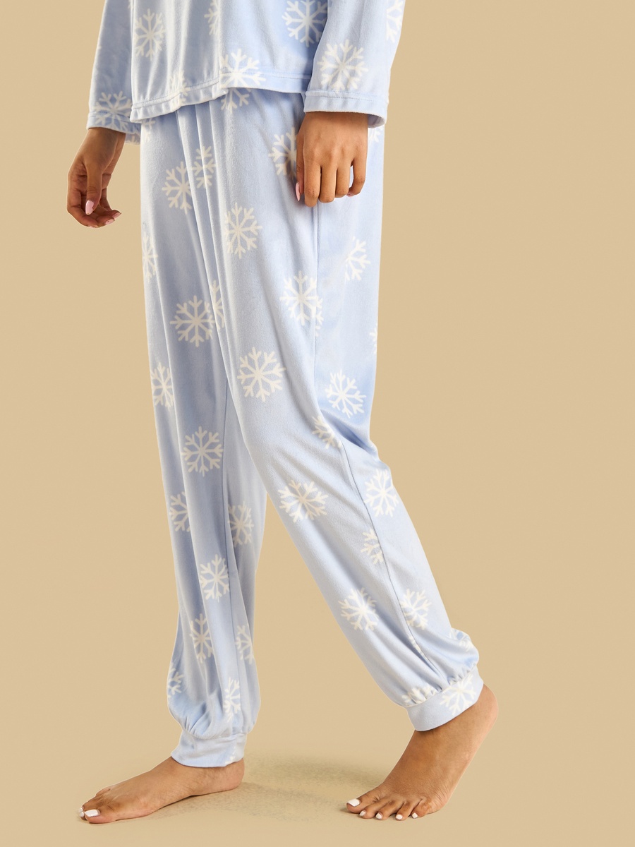 Snow Flake Print Pyjama Set