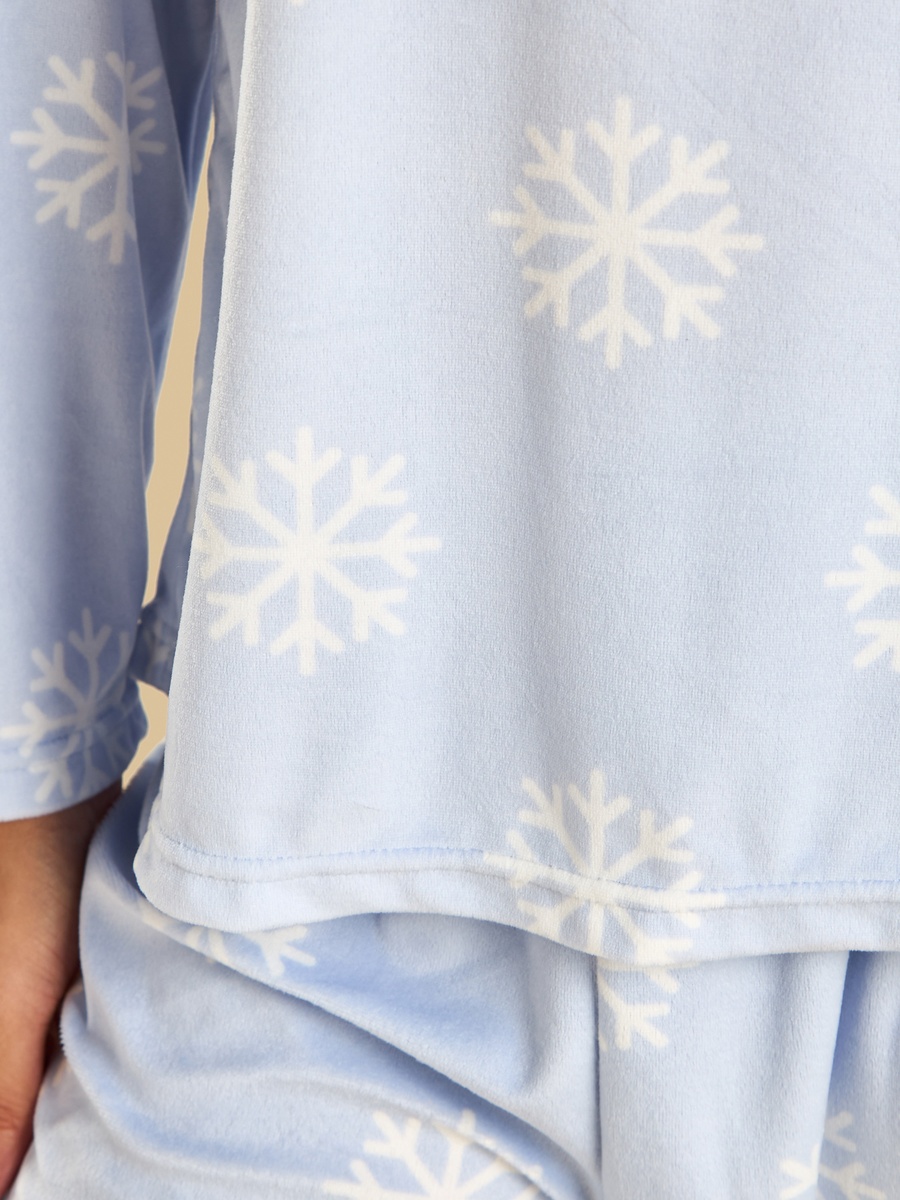 Snow Flake Print Pyjama Set