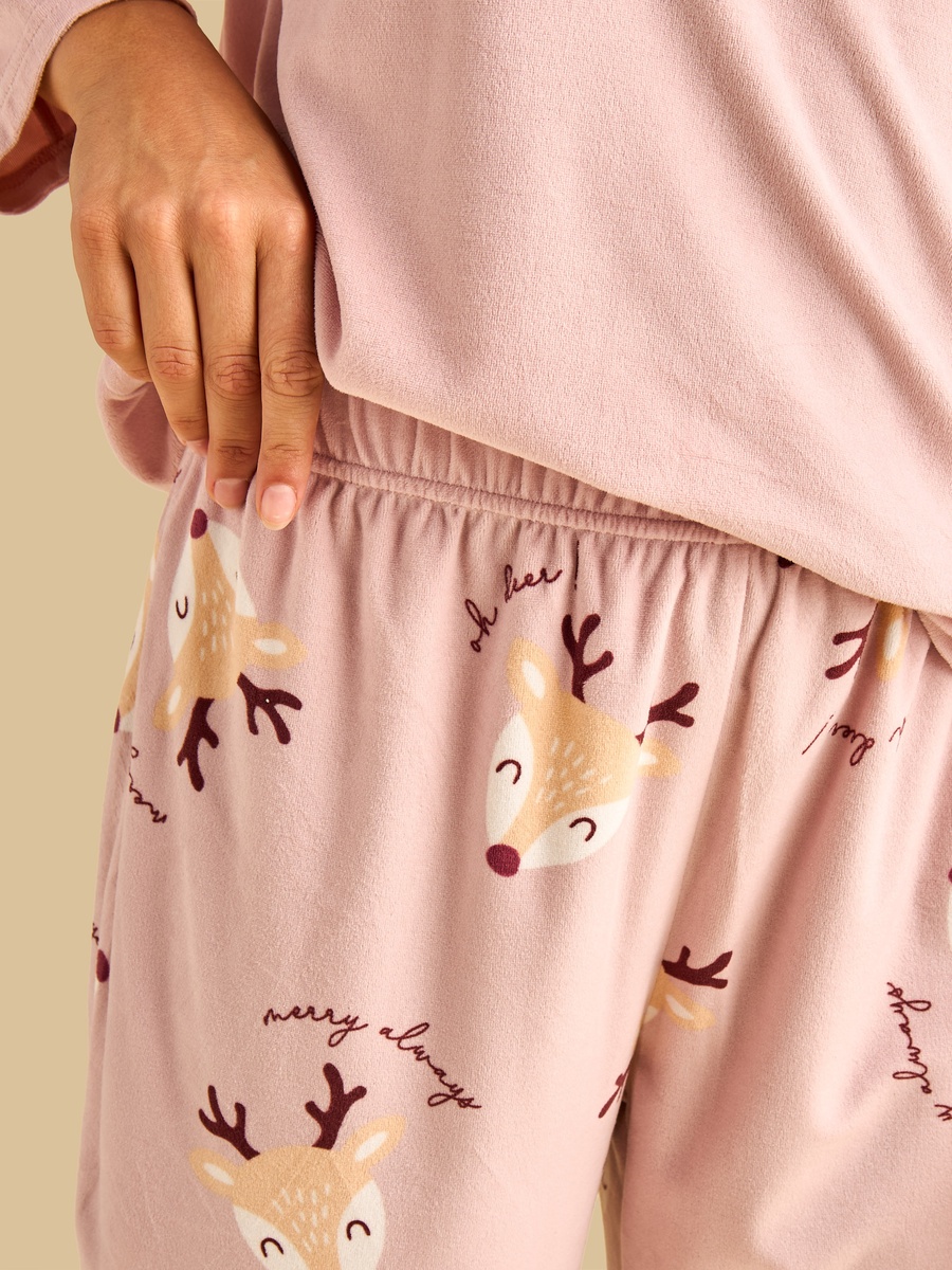 Pink Solid V Neck T-Shirt and Deer Printed Pyjama Set