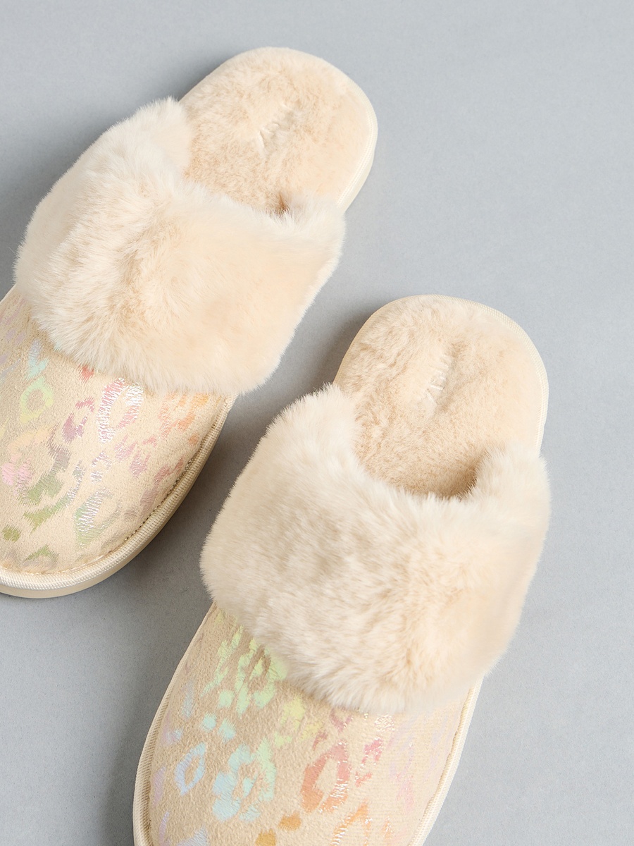 Textured Bedroom Slippers