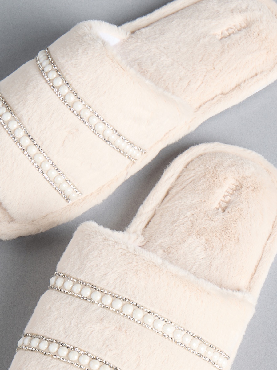 Faux Fur Embellished Bedroom Slides