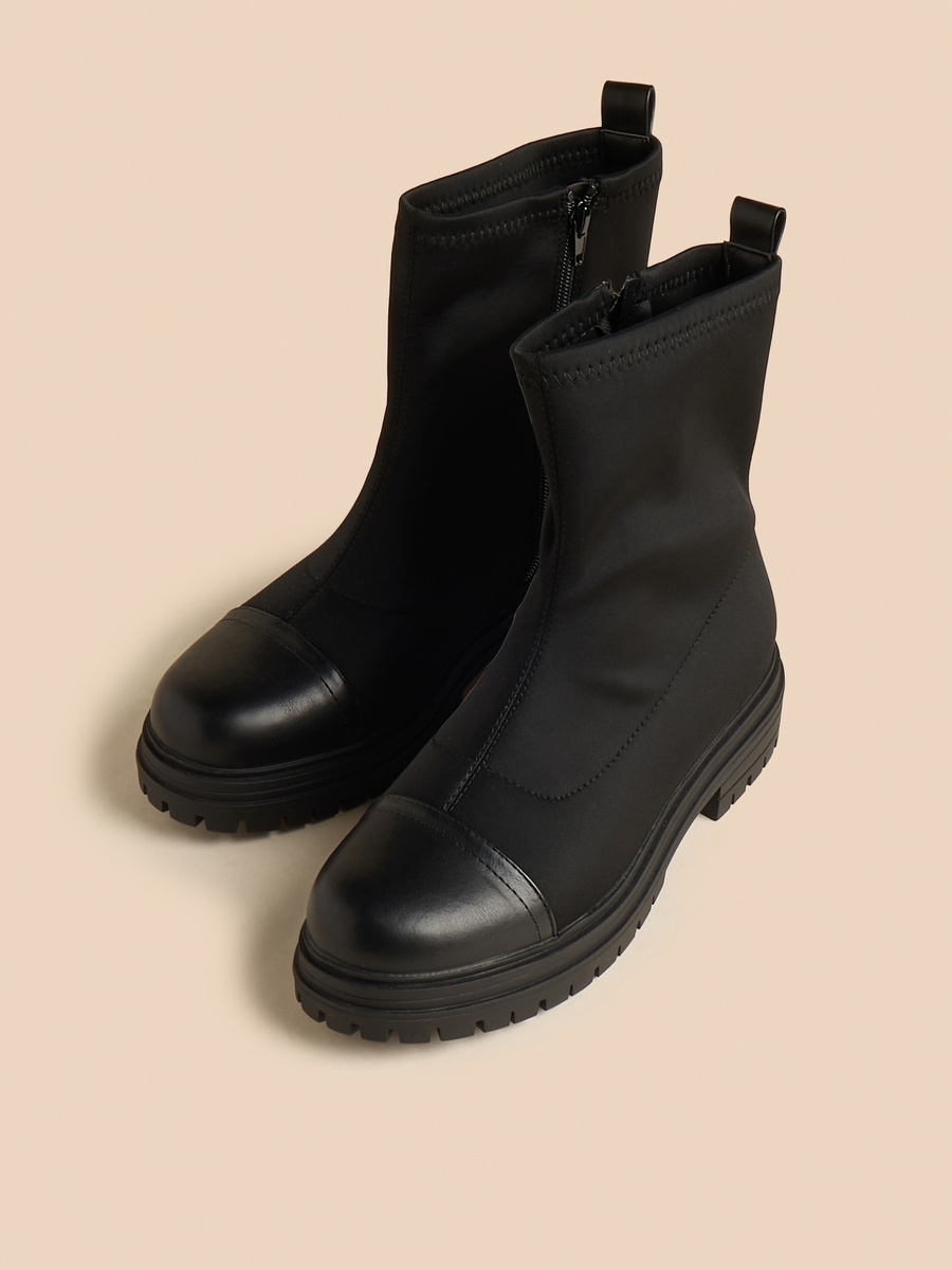 Plain Ankle Boots with Zip Closure