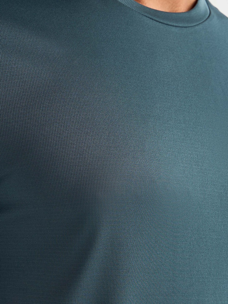 تيشيرت أداء رياضي سادة