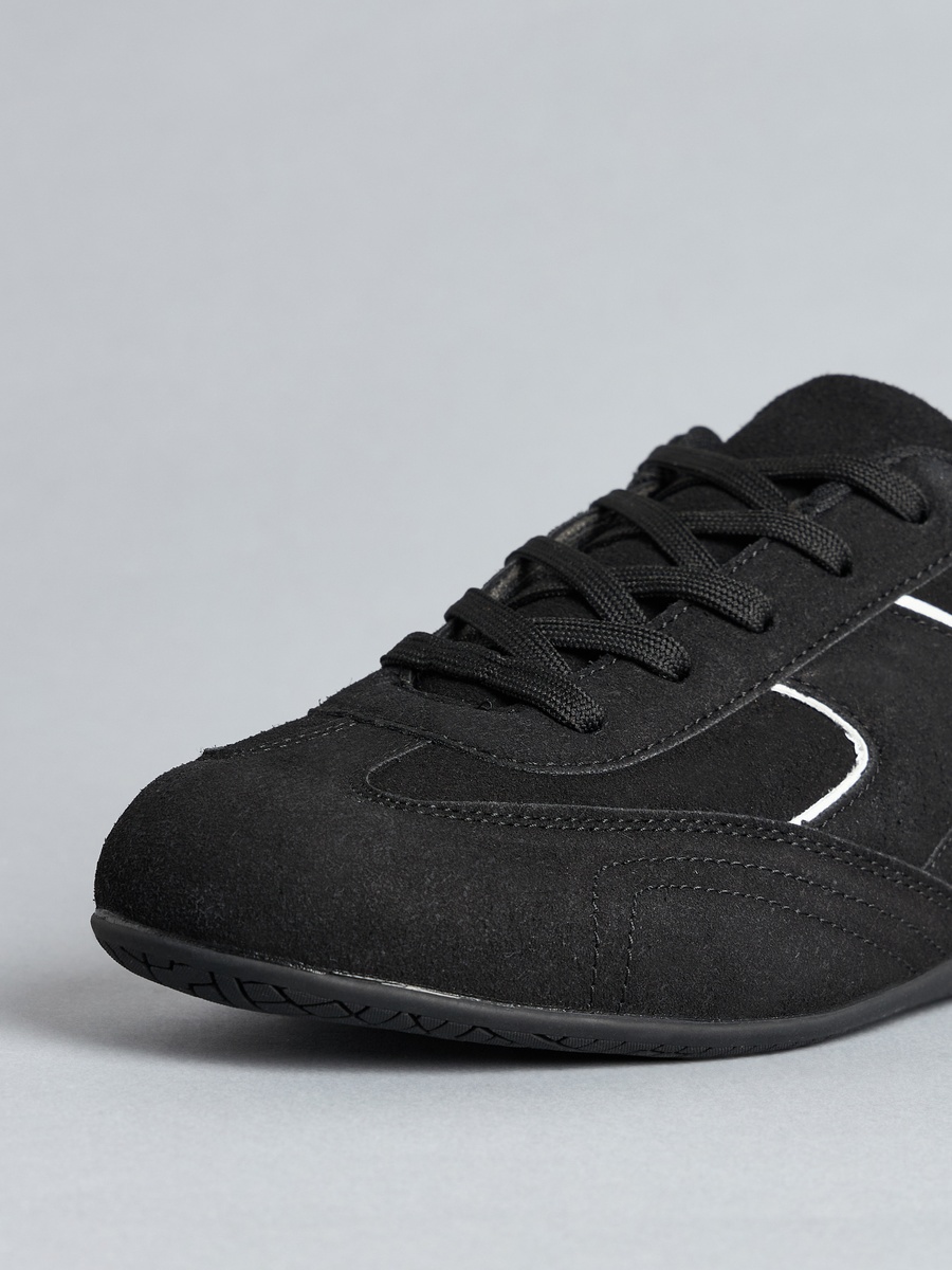 Panelled Lace-Up Sports Shoes