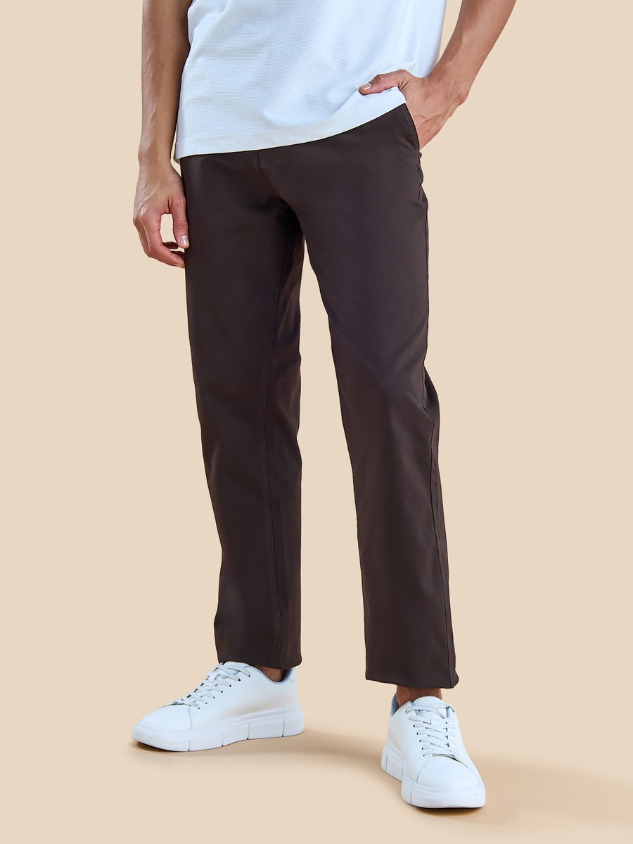 Plain Chinos with Pockets