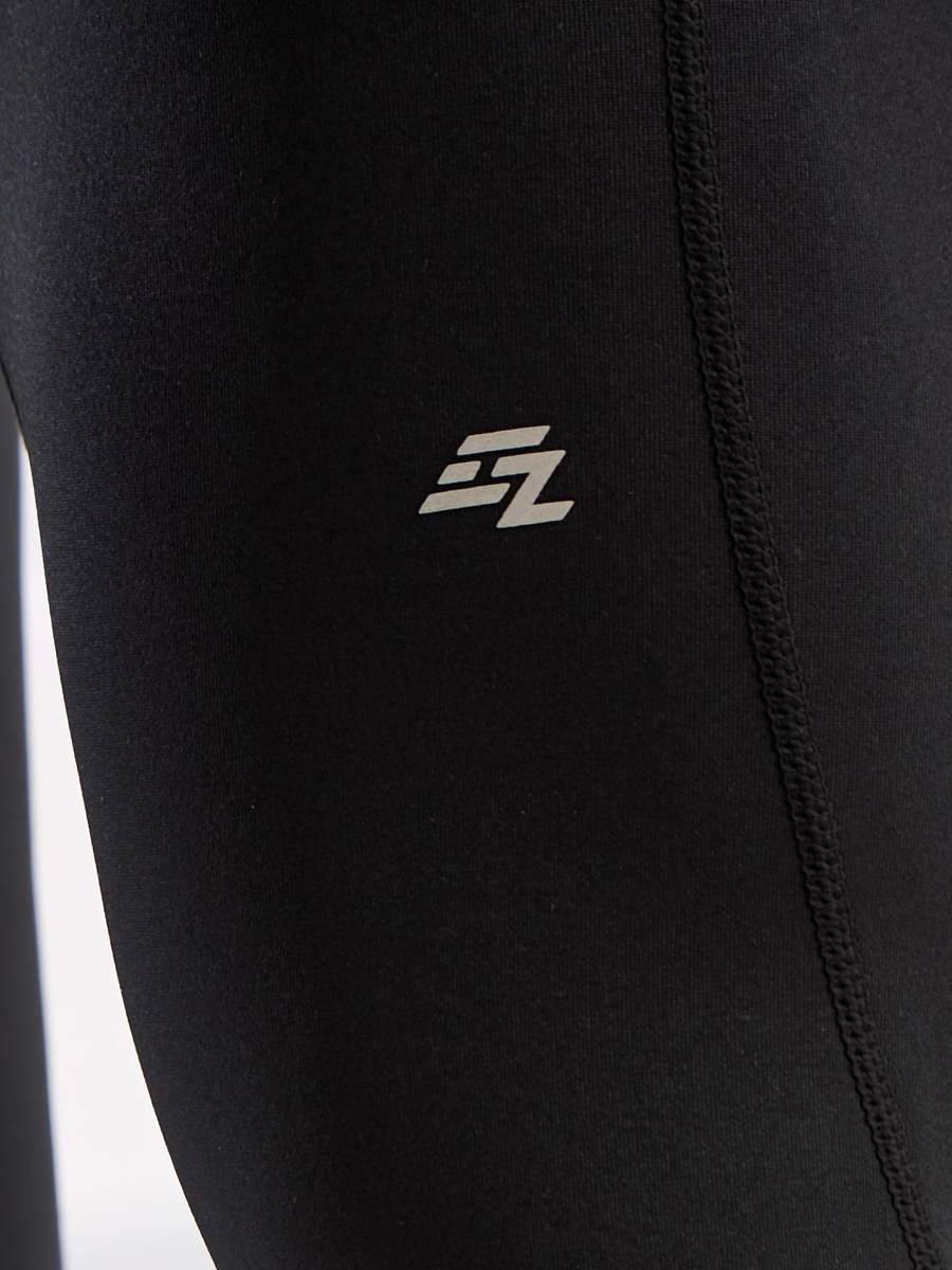 جوارب طويلة سادة