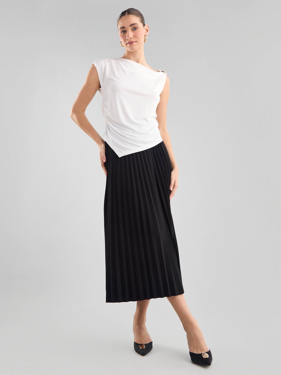 Buckle Detail Sleeveless Top