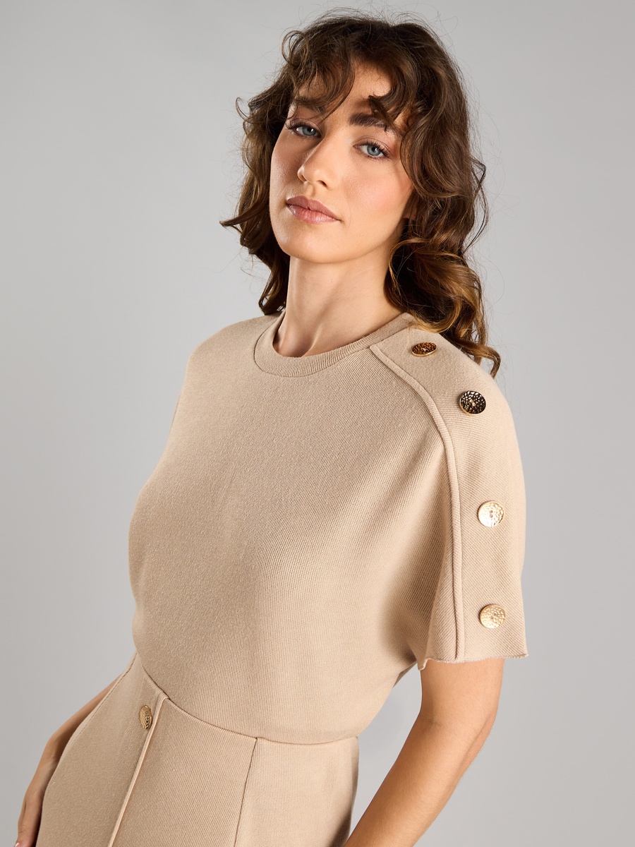 Button Accent Top