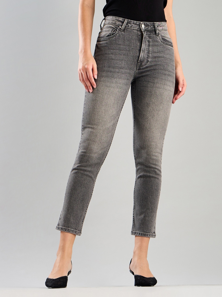 Plain Jeans