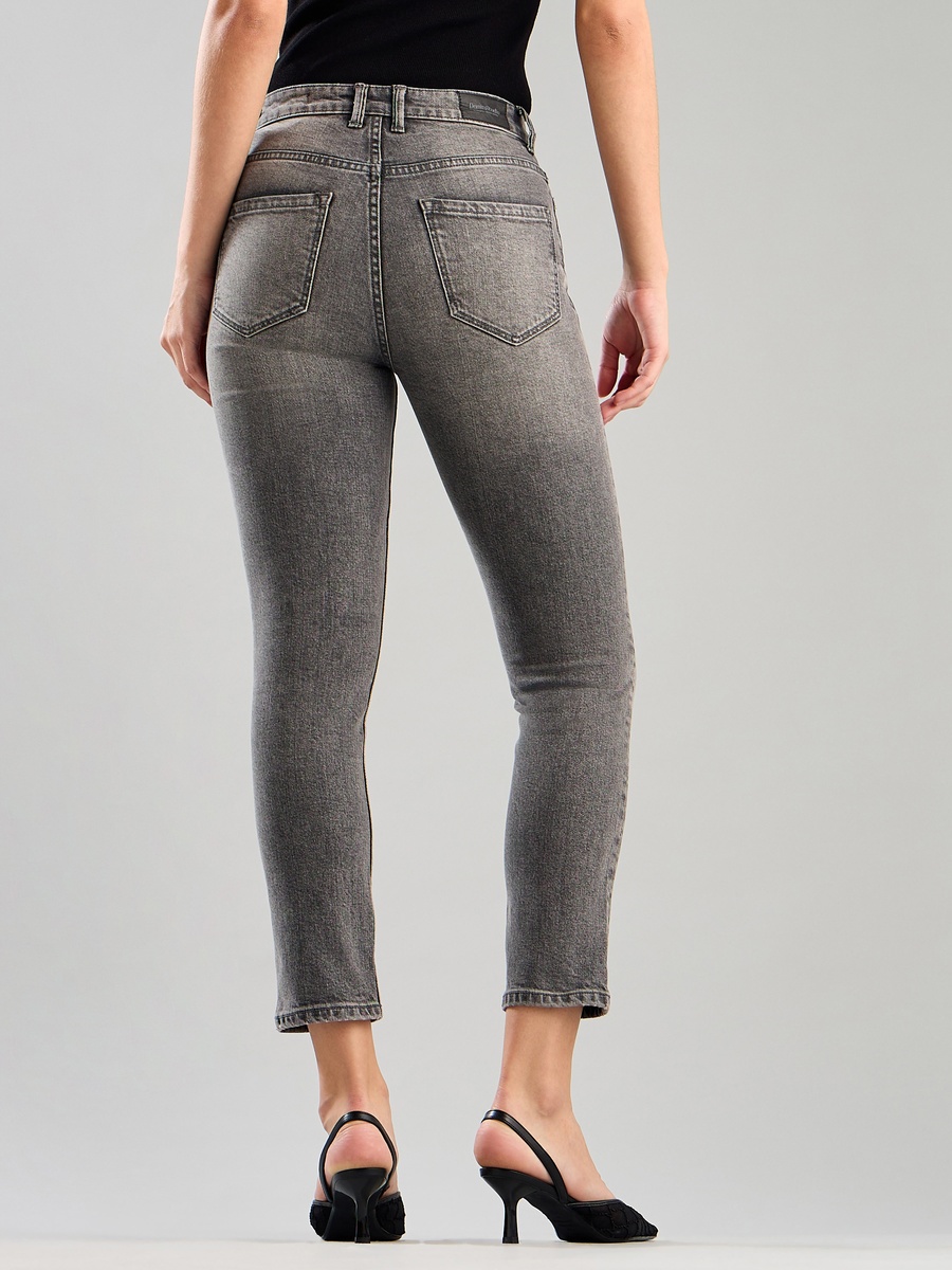 Plain Jeans