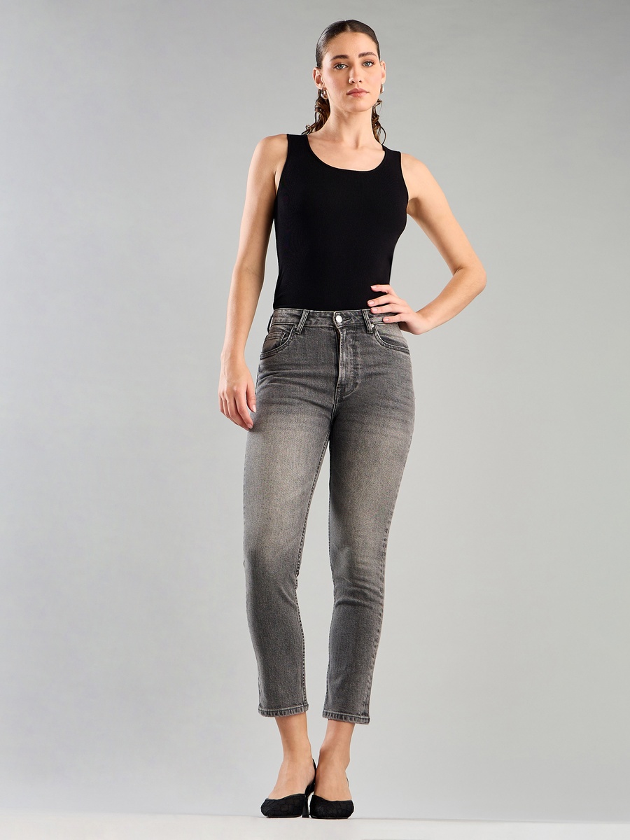 Plain Jeans