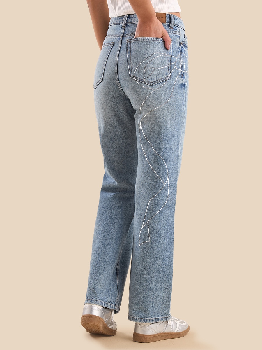 Bow Embellished Straight Fit Jeans