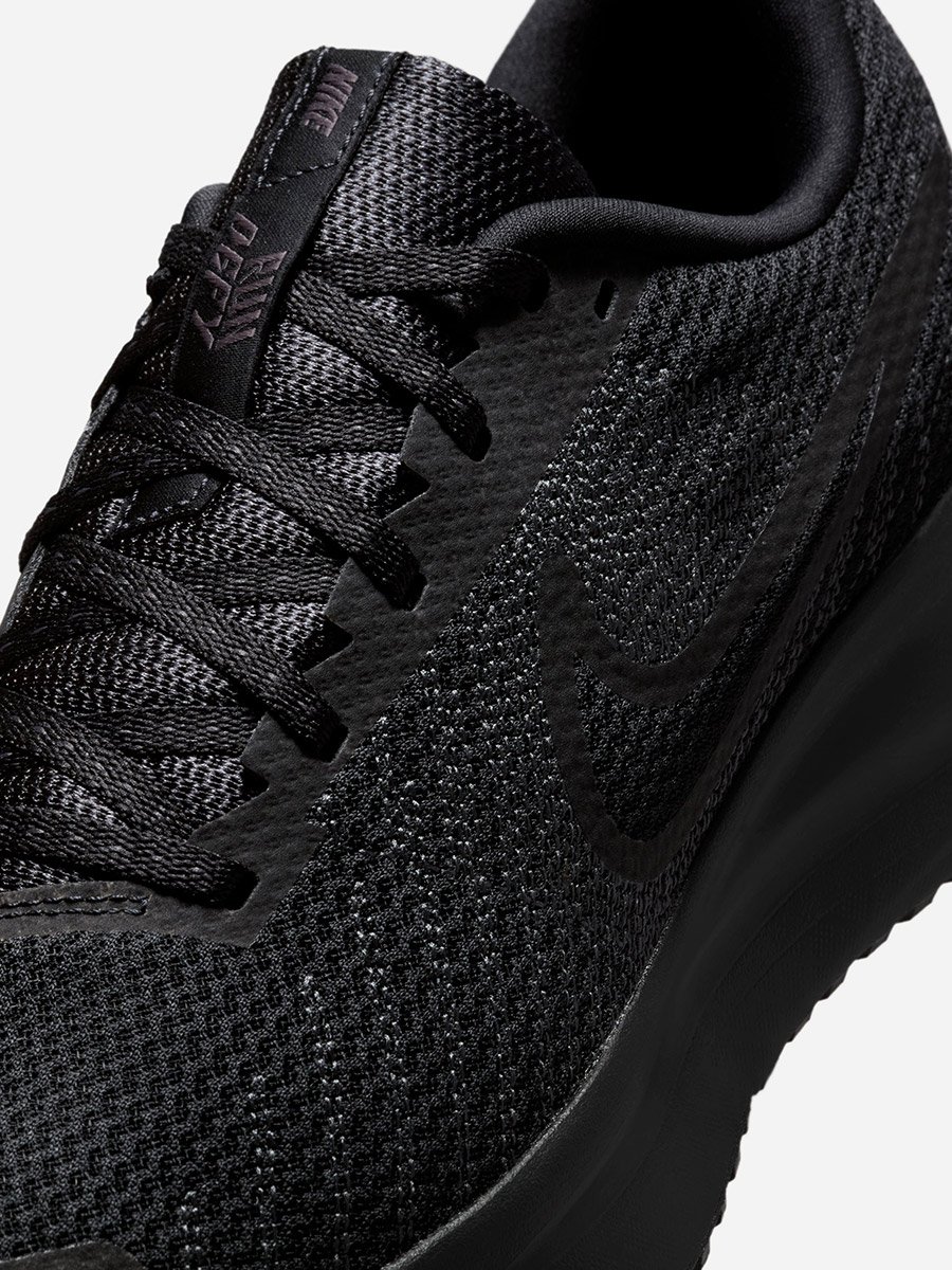 Run Defy Road Running Shoes
