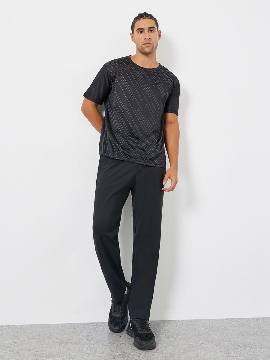 Men Black Striped Training T-Shirt