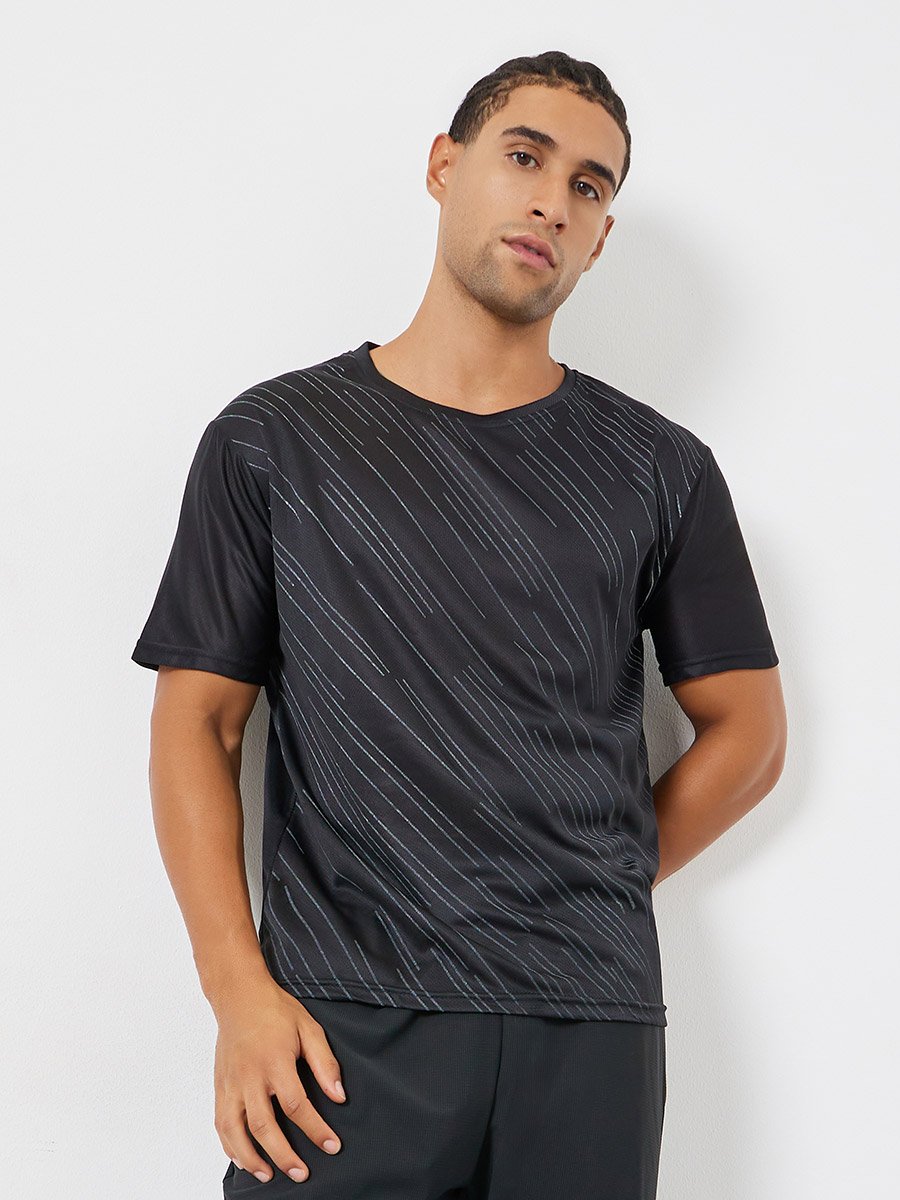 Men Black Striped Training T-Shirt