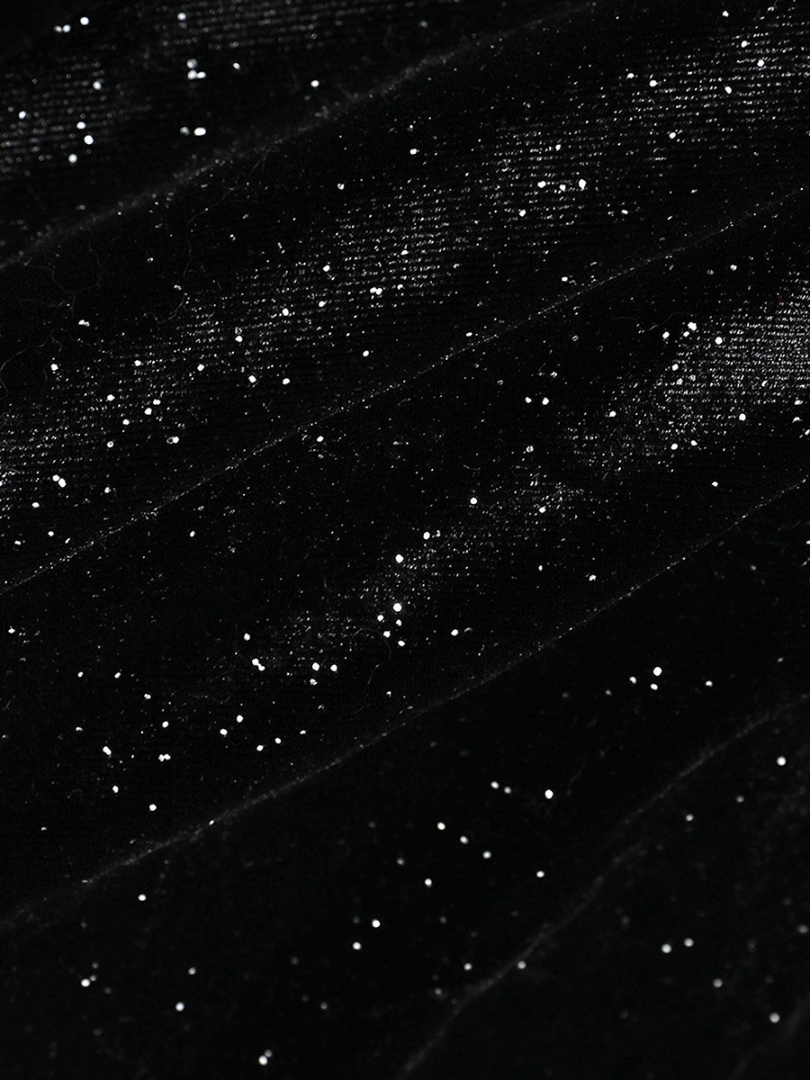قميص بتصميم مخملي لامع