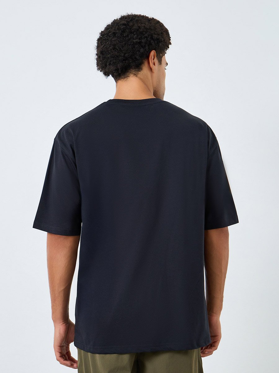 Men Black Graphic Print Oversized T-Shirt