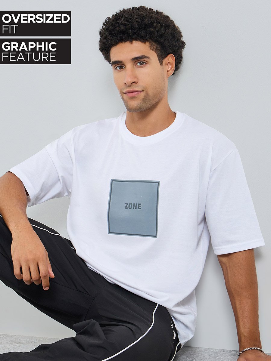Men White Graphic Print Oversized T-Shirt