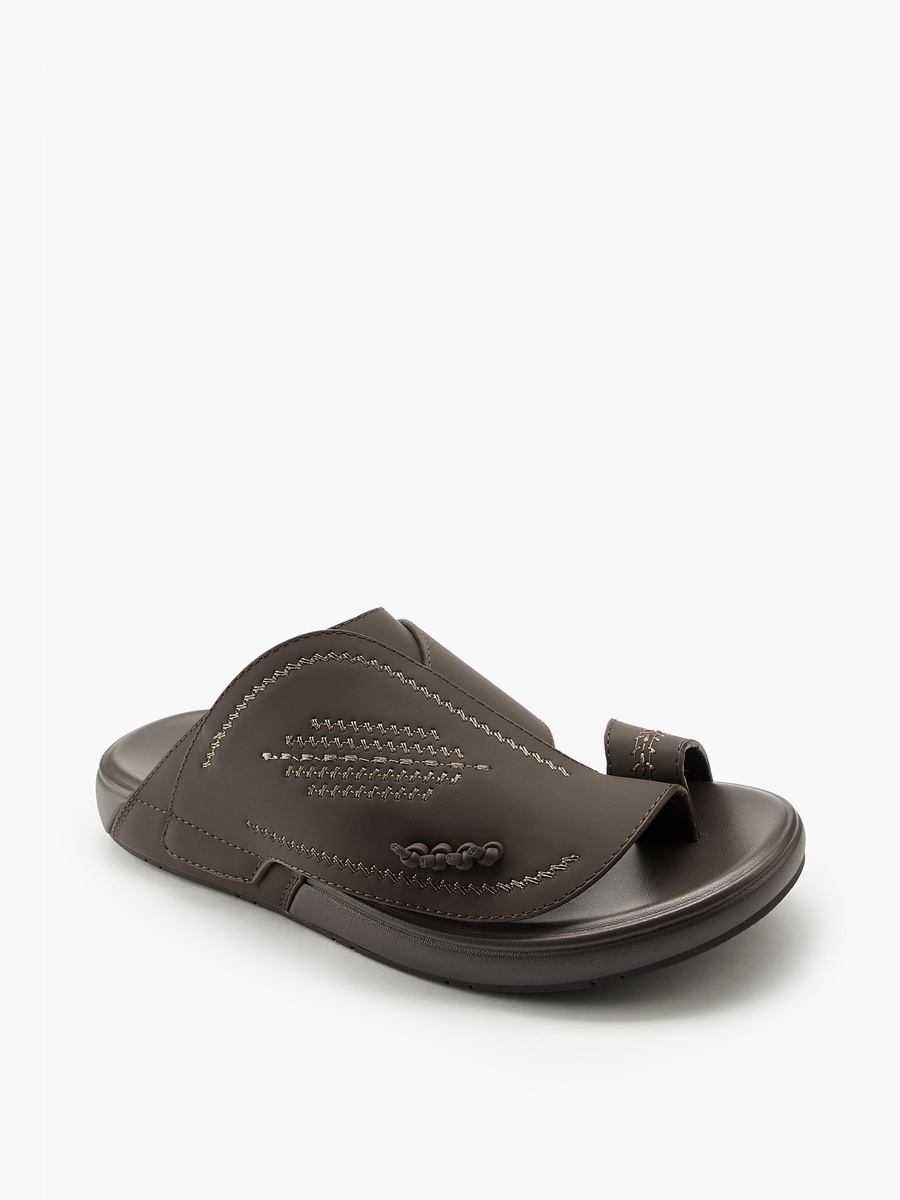 Men Embroidered Arabic Slip-On Sandals