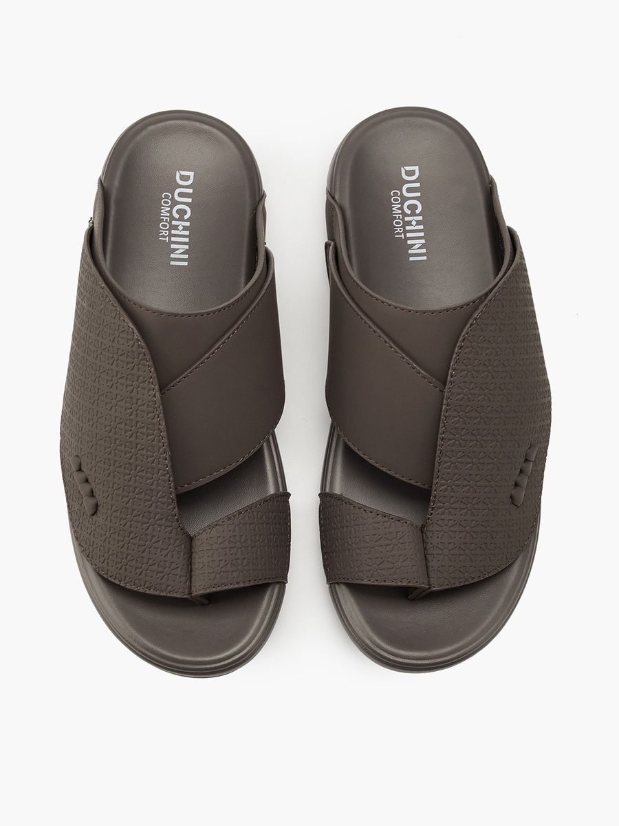 Men Textured Slip-On Arabic Sandals