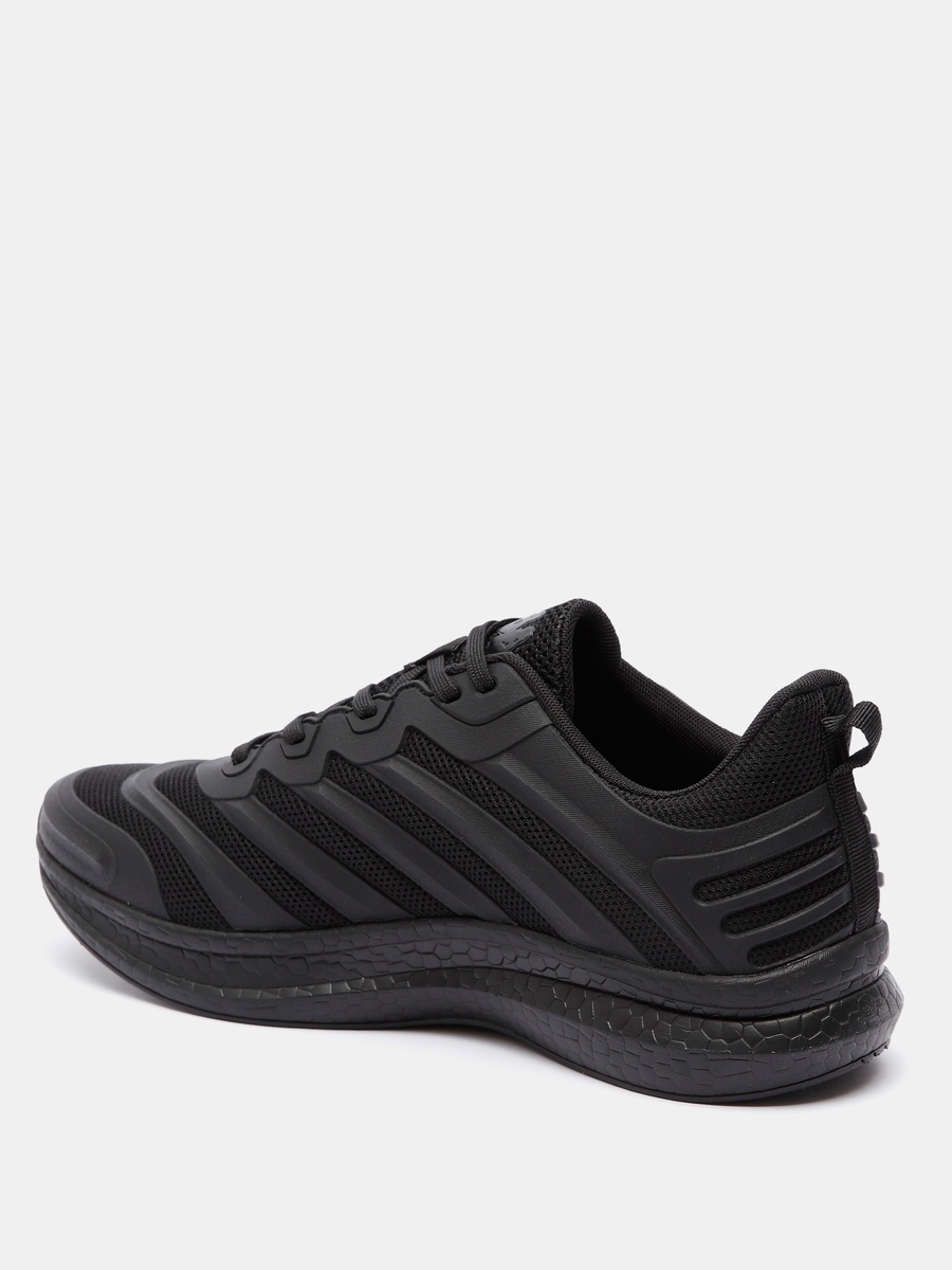 Men Textured Sneakers Shoes with Lace-Up Closure