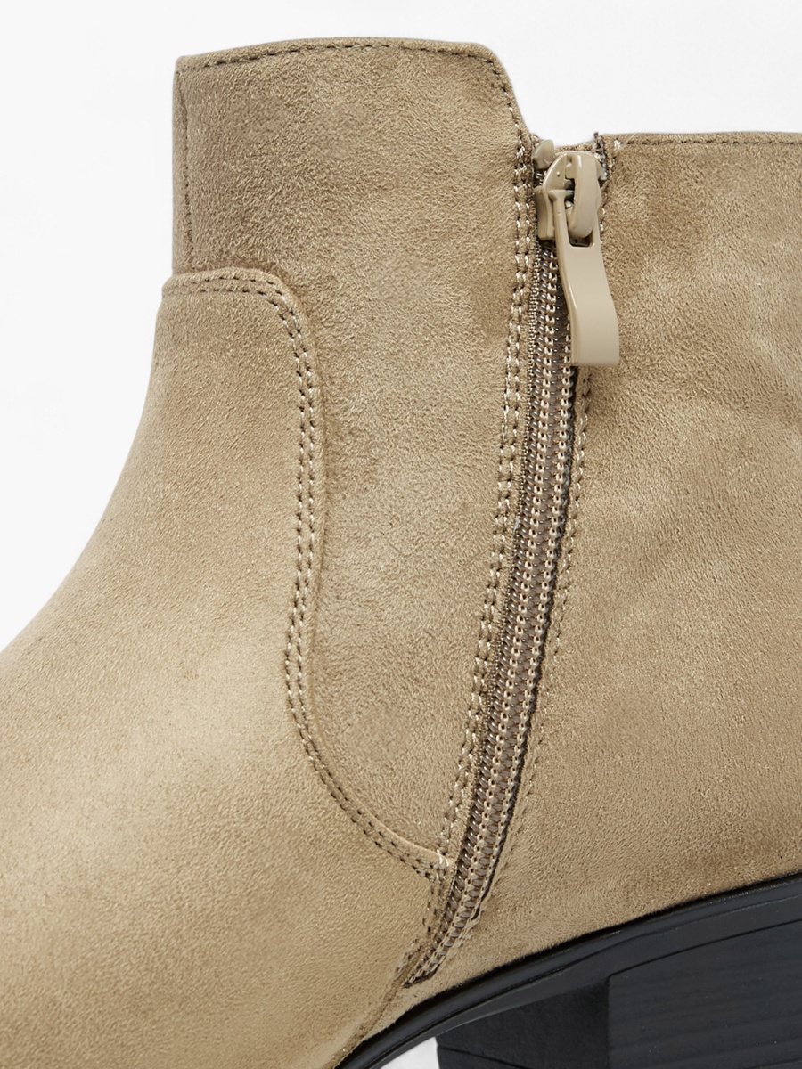 Women Buckle Accent Block Heeled Ankle Boots with Zip Closure