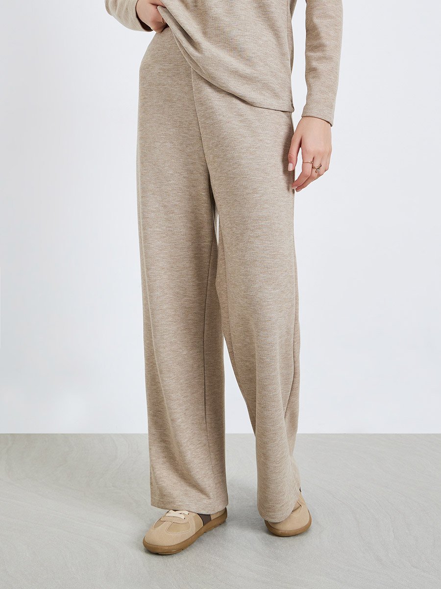 Women Beige Open Collar Knit Top and Pants Co-ords