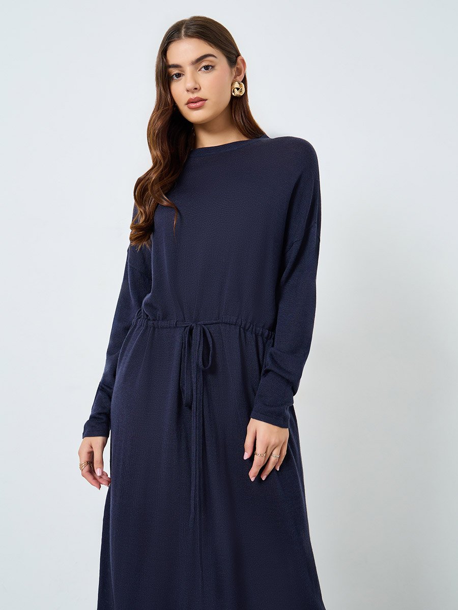Solid Belted Round Neck Knitted Midi Dress