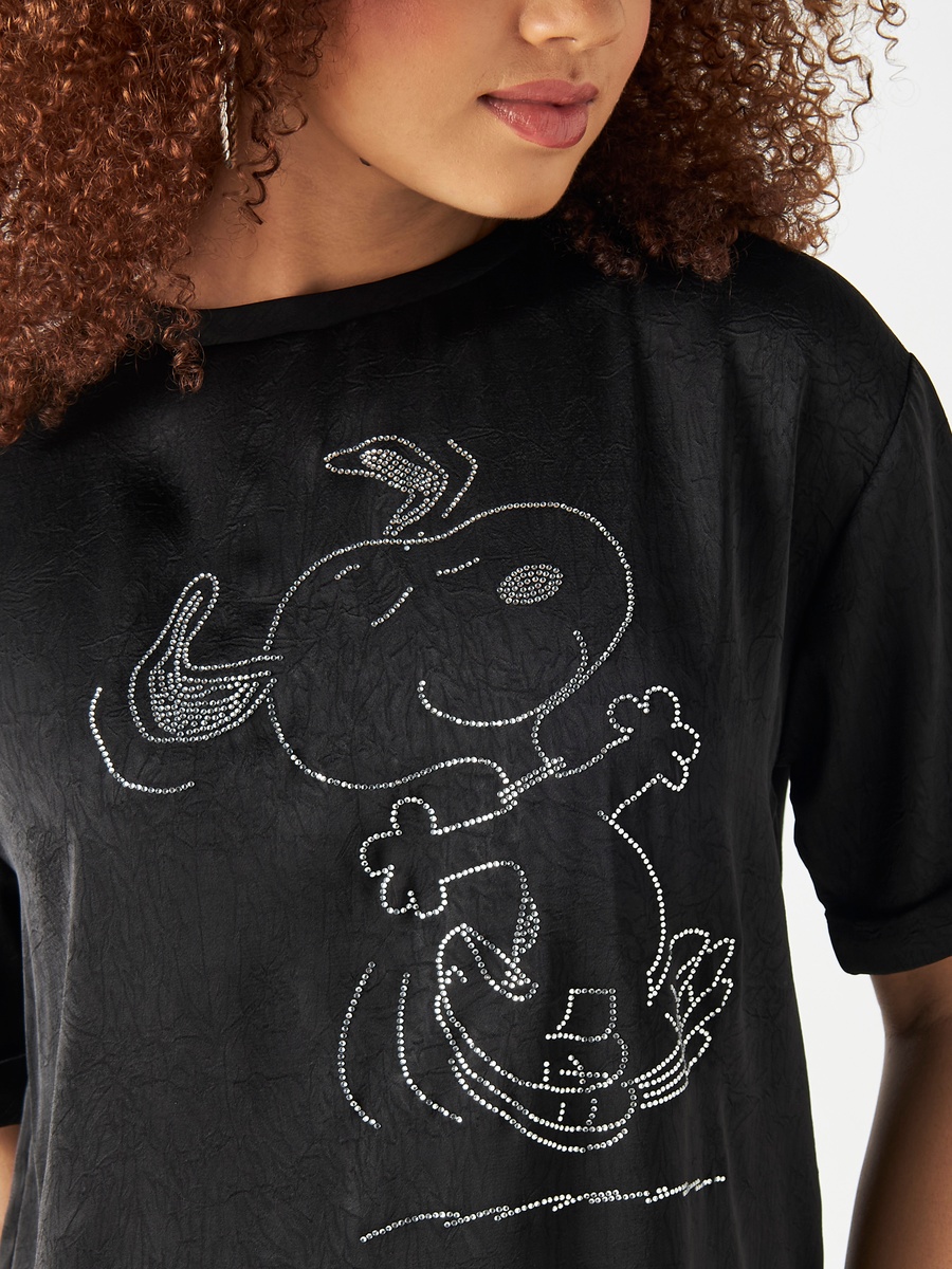 Snoopy Dog Embellished Top with Short Sleeves