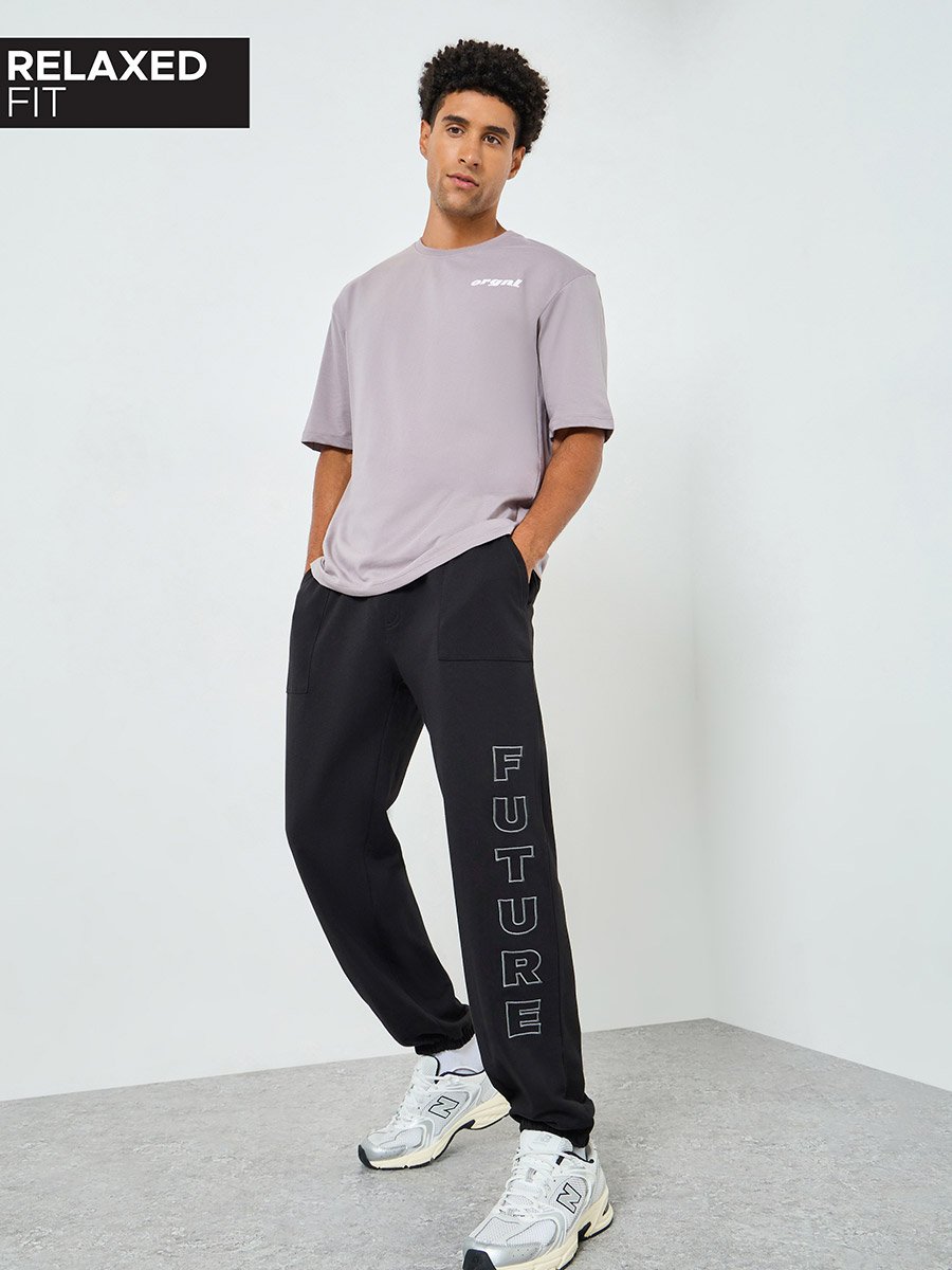 Men Relaxed Fleece Embroidered Joggers