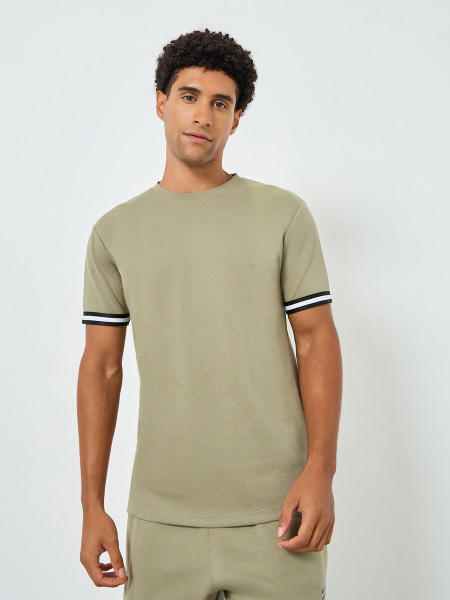 Men Taping Detail Regular Fit T-Shirt and Shorts Co-Ords
